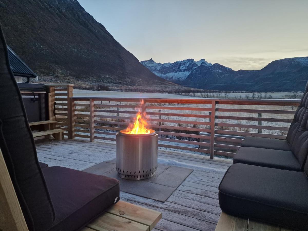 Arctic Lodge Tromvik With Jacuzzi Tromsø Extérieur photo
